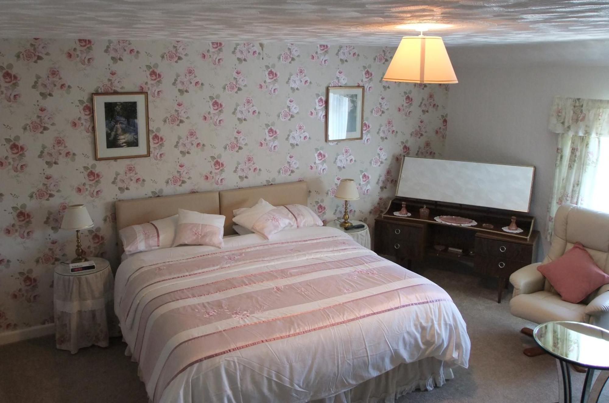 Bed and Breakfast Erw-Lon Farm à Pontfaen Chambre photo